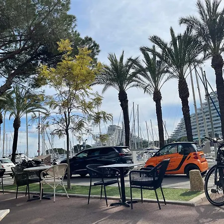 Loubet Plage- Entre Et Cannes *